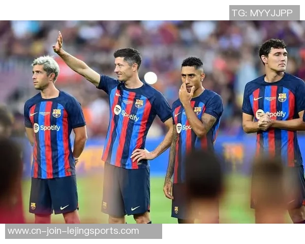 2005年11月19日巴萨与皇马经典对决回顾与战术分析 2005年11月19日巴萨与皇马经典对决回顾与战术分析